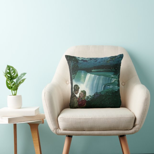 Vintage Honeymoon Love, Newlyweds at Niagara Falls Cushion (Chair)