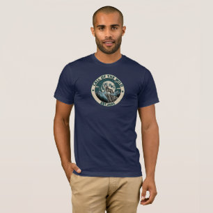 Vintage Howling Wolf Under Full Moon Wilderness T-Shirt