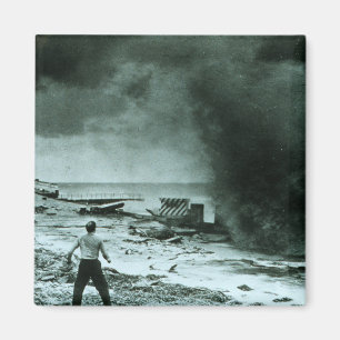 Vintage Hurricane Wave Magnet