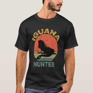 Vintage Iguana Hunter Funny Reptile Lover T-Shirt