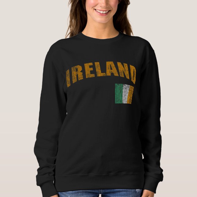 Vintage Ireland Sweatshirt (Front)