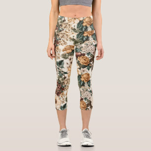 Vintage Ivory Flowers, Multicolored Roses Pattern Capri Leggings
