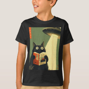 Vintage japanese cat book lovers ufo alien T-Shirt