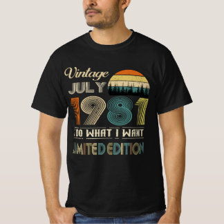Vintage July 1981 T-Shirt - Retro Style Birthday 