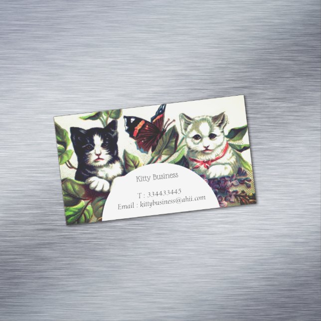 Vintage kittens with butterfly 	Magnetic business card (In Situ)