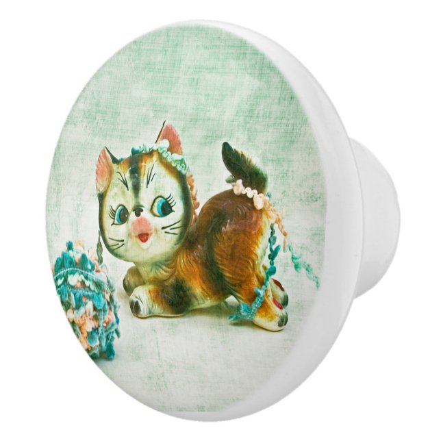 Vintage Kitty Cat Ceramic Knob (Right)