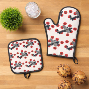 Vintage Lancaster Amongst Red Poppies Oven Mitt & Pot Holder Set