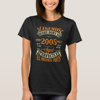 Vintage Legend Born In 2005 18th Birthday  18 Year T-Shirt
