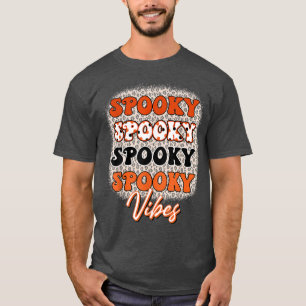 Vintage Leopard Spooky Vibes Funny Halloween Men W T-Shirt