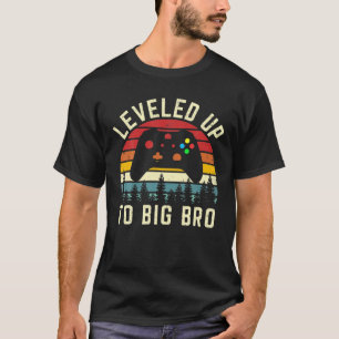 Vintage Levelled Up To Big Bro Funny Video Gamers T-Shirt