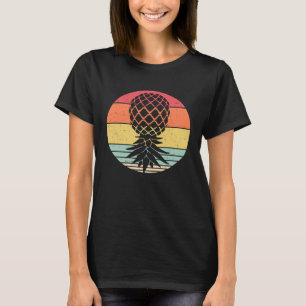 Vintage Lifestyle Retro Upside Down Pineapple Swin T-Shirt