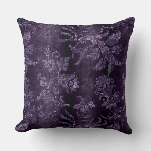 Vintage Lilac Floral Damask Purple Pattern Cushion (Front)