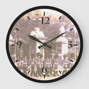 Vintage London Changing guard Buckingham palace La Large Clock