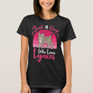 Vintage Lynx Animal Just A Girl Who Loves Lynxes T-Shirt