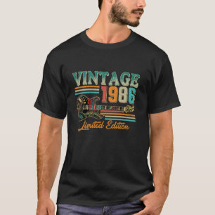 Vintage Made in 1986 40th Birthday 40 Years Old Gu T-Shirt