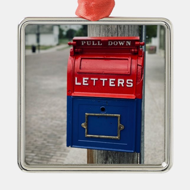 Vintage Mailbox Metal Tree Decoration (Front)