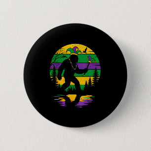 Vintage Mardi Gras Bigfoot Sasquatch Funny Boy Men 6 Cm Round Badge