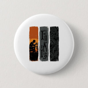 Vintage Mechanic Tools Gear Triptych Shirt Design_ 6 Cm Round Badge