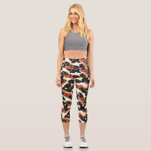 Vintage Moth Pattern Capri Leggings