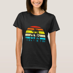 Vintage Mountain Biking Outdoor Retro Design Bike T-Shirt