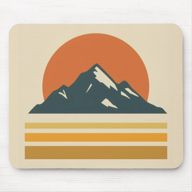 Vintage Mountain Mousepad – Retro Adventure Desk  (Front)