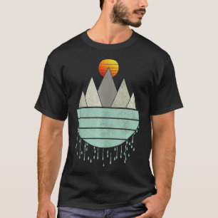 Vintage Mountains Hiking Camping Rock Climbing Cam T-Shirt