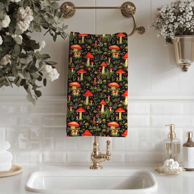Vintage Mushroom Bath Towel Earthy Forest Style (Vintage Mushroom Bath Towel Earthy Forest Style)