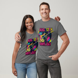 Vintage Music Wall Art – Guitar & Vinyl Design T-Shirt