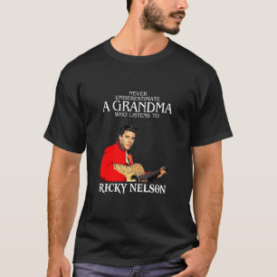 Vintage Never Underestimate A Woman Who Listens to T-Shirt