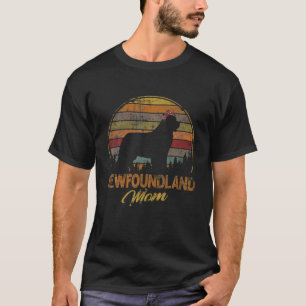 Vintage Newfoundland Dog Mum Retro Dog Mother's Da T-Shirt