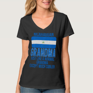 Vintage Nicaraguan Grandma Nicaragua Flag For Moth T-Shirt