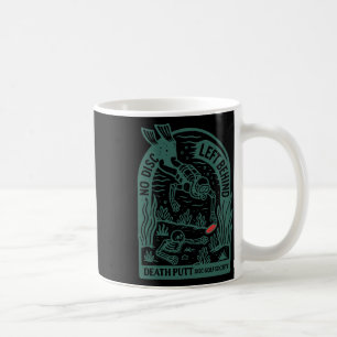 Vintage No Disc Left Behind Disc Golf Meme Golfer  Coffee Mug