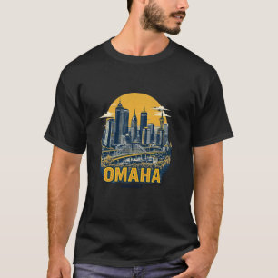 Vintage Omaha Nebraska Sunset Skyline Cityscape Re T-Shirt