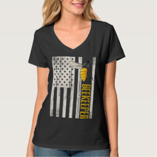 Vintage Patriotic Beekeeper USA Flag Apiculturist T-Shirt