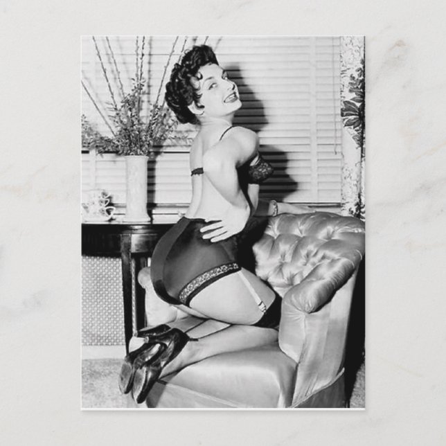 Vintage pin up girl photo postcard (Front)