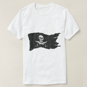 Vintage Pirate Skull Flag Design T-Shirt