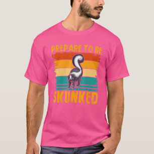 Vintage Prepare To Be Skunked Cribbage Game Night T-Shirt