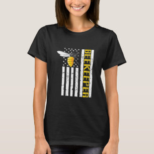 Vintage Pride Beekeeper USA Flag - Bee Whisperer T-Shirt