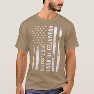 Vintage Promoted To Aunt Est 2023 American Flag  T-Shirt