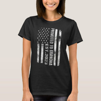 Vintage Promoted To Grandma Est 2023 American Flag T-Shirt