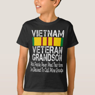 Vintage Proud Vietnam Veteran Grandson Combat Vet  T-Shirt