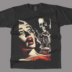 Vintage Pulp Horror Woman T-Shirt