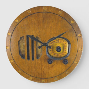 Vintage Radio Design Wall Clock