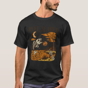 Vintage Reel Halloween Scared Fishing Skeleton Fis T-Shirt