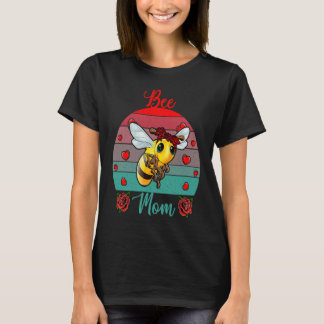 Vintage Retro Bee Mum Valentine Floral Insect Bow  T-Shirt