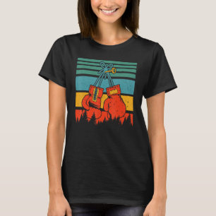 Vintage Retro Boxer Gloves Cool Boxer Boxing Playe T-Shirt