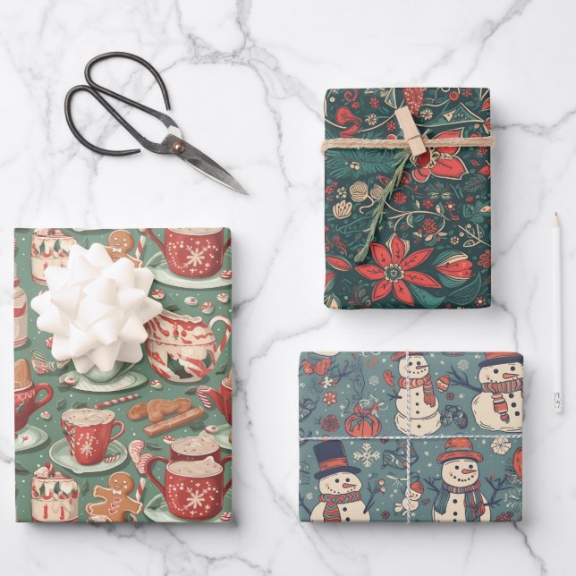 Vintage Retro Christmas Wrapping Paper (Front)