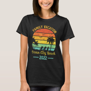 Vintage Retro Family Vacation 2022 Maryland Ocean  T-Shirt