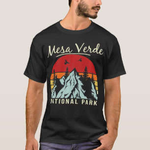 Vintage Retro Hiking Camping Mesa Verde National P T-Shirt