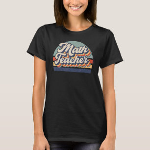 Vintage Retro Math Teacher Back To School 2022 Mat T-Shirt